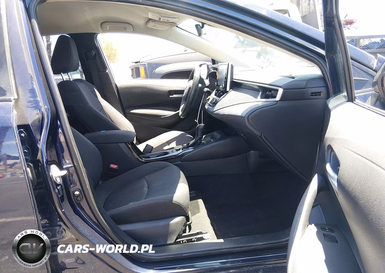 2020 Toyota Corolla Le VIN:5YFEPRAE6LP103921 - 5