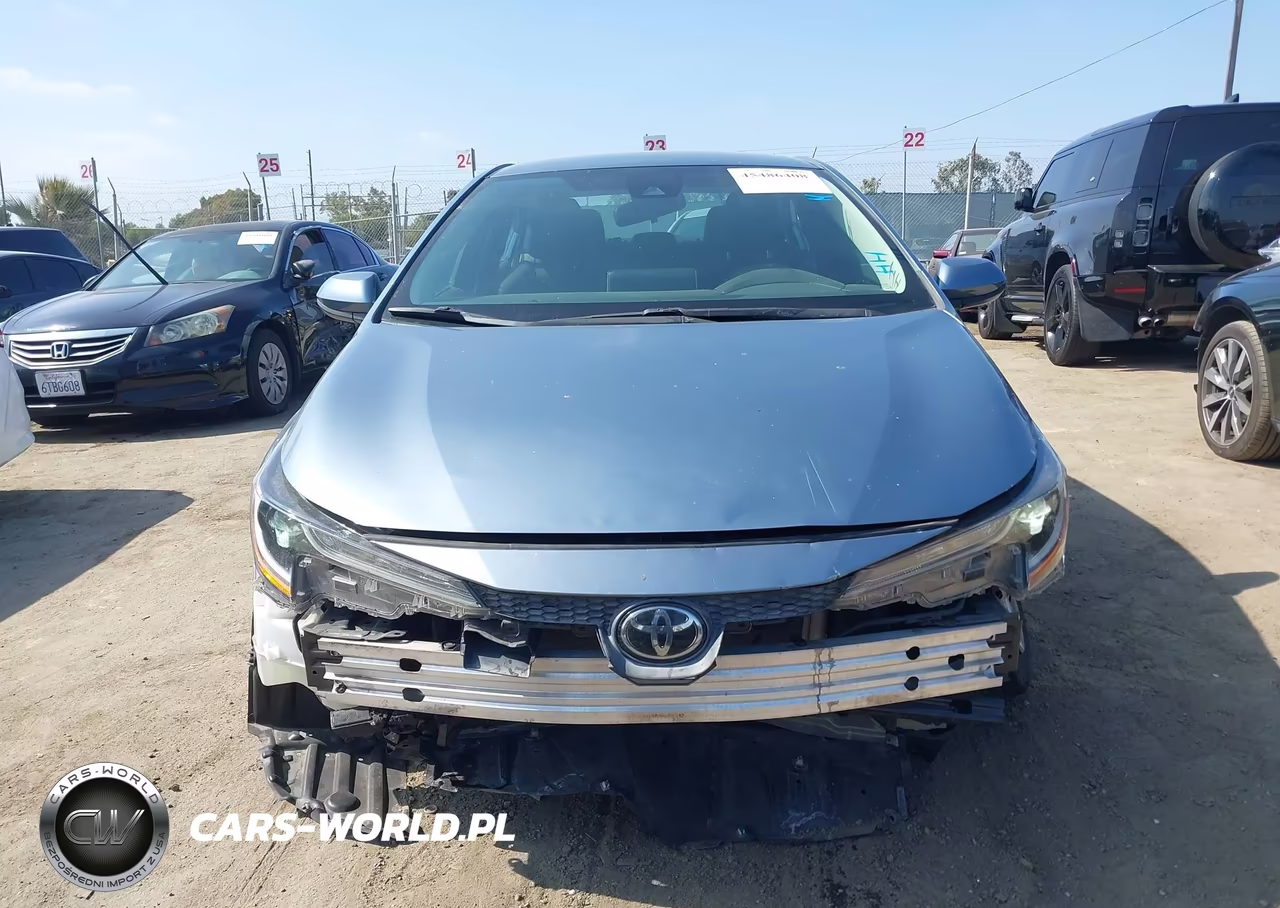 2020 Toyota Corolla Le VIN:5YFEPRAE9LP065648 - 12