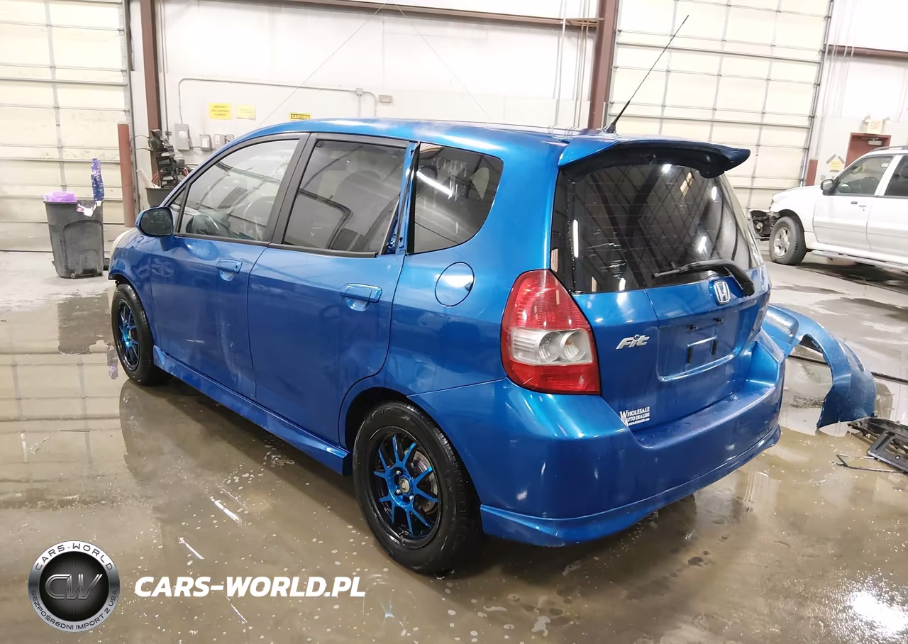 2007 Honda Fit Sport VIN:JHMGD376X7S022342 - 15