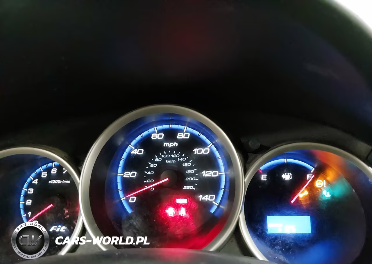 2007 Honda Fit Sport VIN:JHMGD376X7S022342 - 7