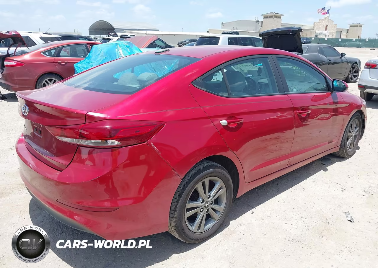 2017 Hyundai Elantra Se VIN:5NPD84LFXHH065518 - 4