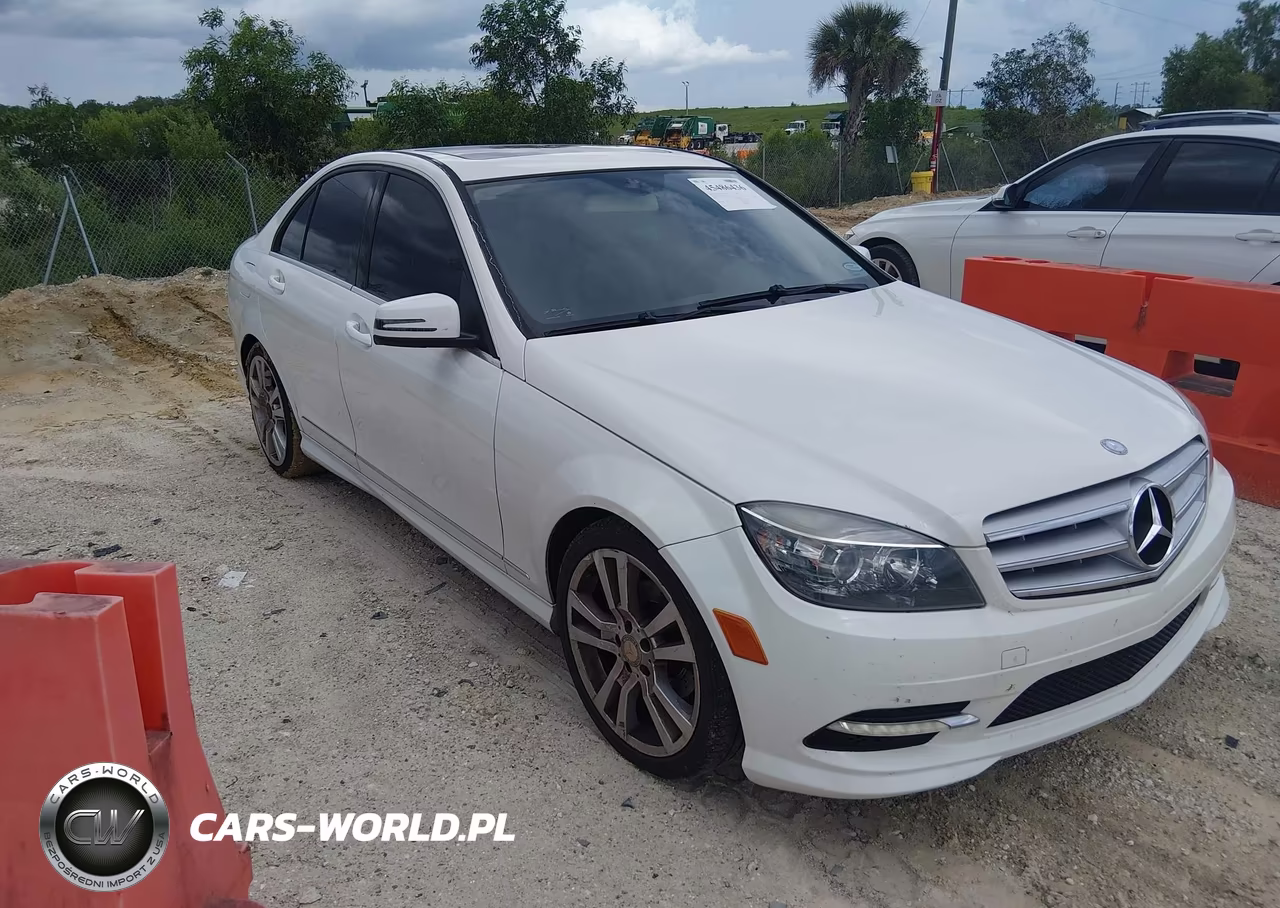 2011 Mercedes-Benz C 300 Luxury-Sport