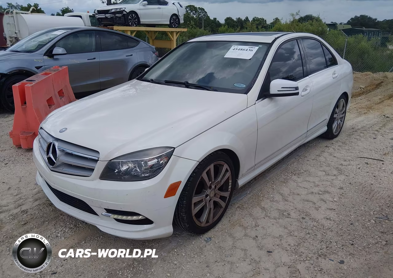 2011 Mercedes-Benz C 300 Luxury-Sport VIN:WDDGF5EB2BF654721 - 2