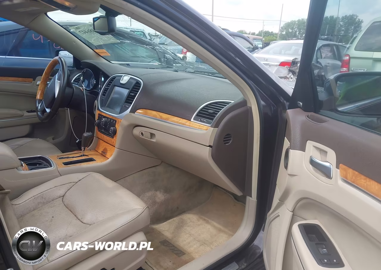 2013 Chrysler 300C Awd VIN:2C3CCAKT1DH619083 - 5