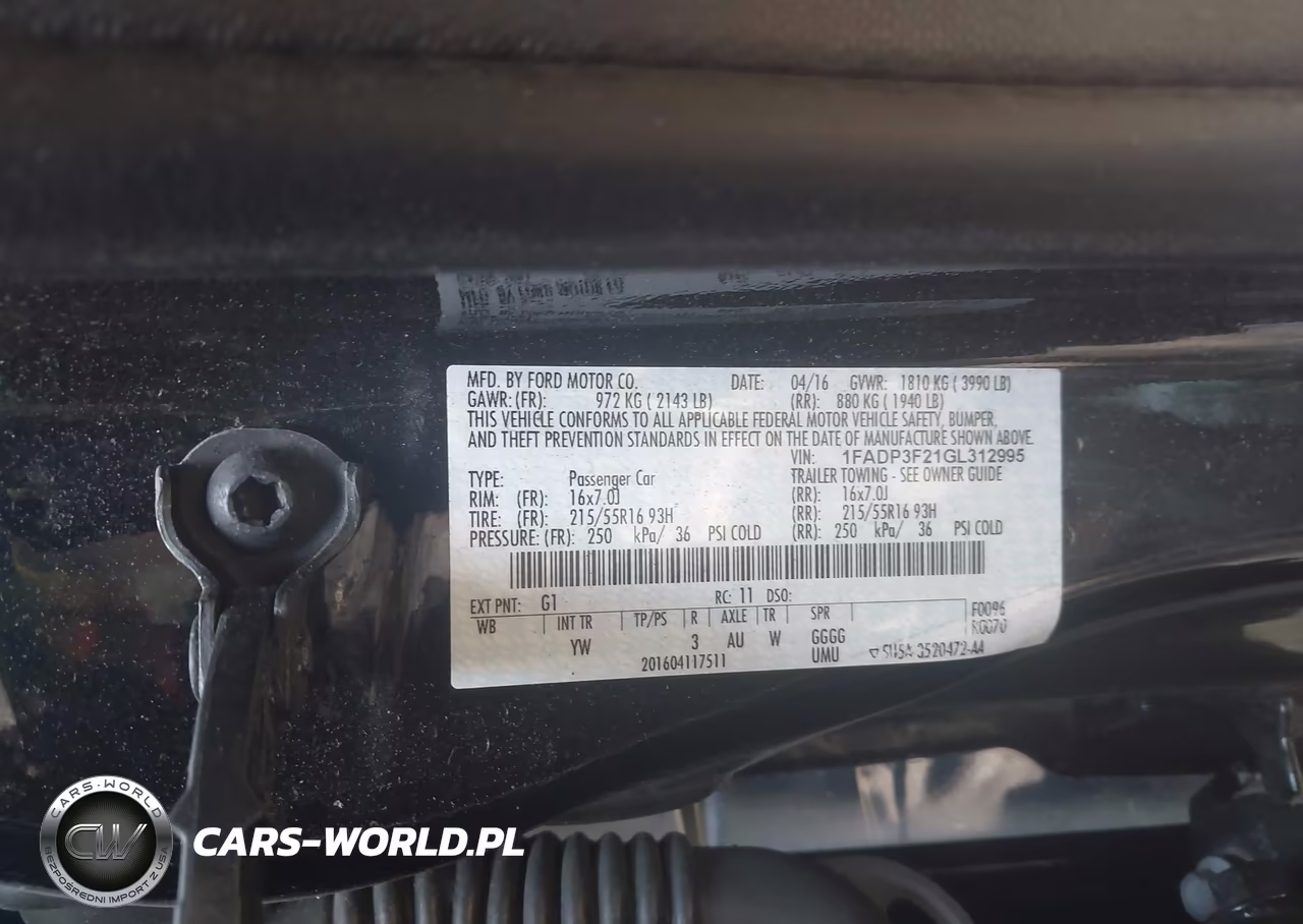 2016 Ford Focus Se VIN:1FADP3F21GL312995 - 9