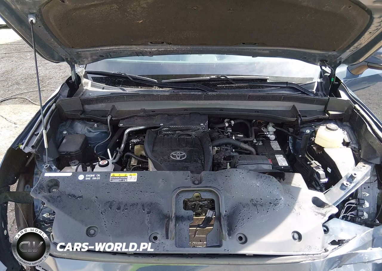2024 Toyota Grand Highlander Xle VIN:5TDAAAB55RS057692 - 10
