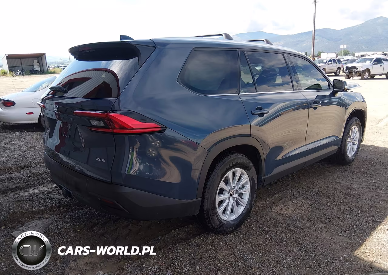2024 Toyota Grand Highlander Xle VIN:5TDAAAB55RS057692 - 4