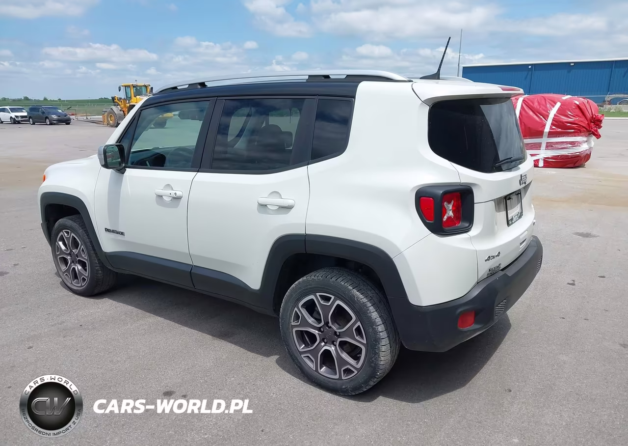2018 Jeep Renegade Limited 4X4 VIN:ZACCJBDBXJPG76372 - 3