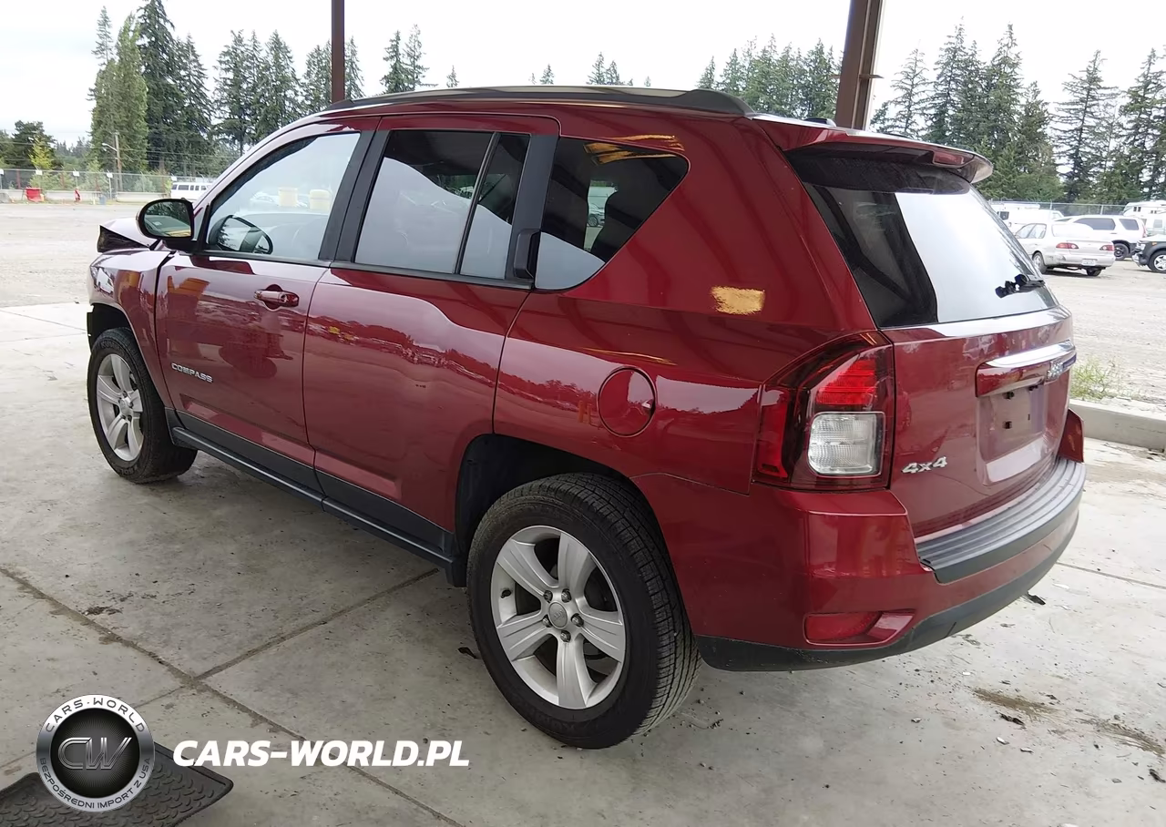 2015 Jeep Compass Latitude VIN:1C4NJDEBXFD162790 - 3