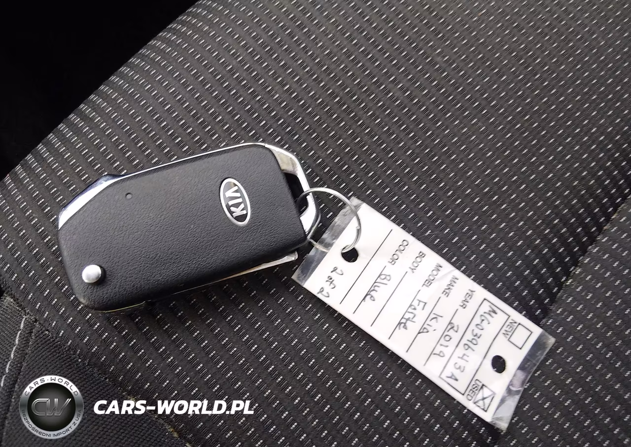 2019 Kia Forte Lxs VIN:3KPF24AD5KE071329 - 11