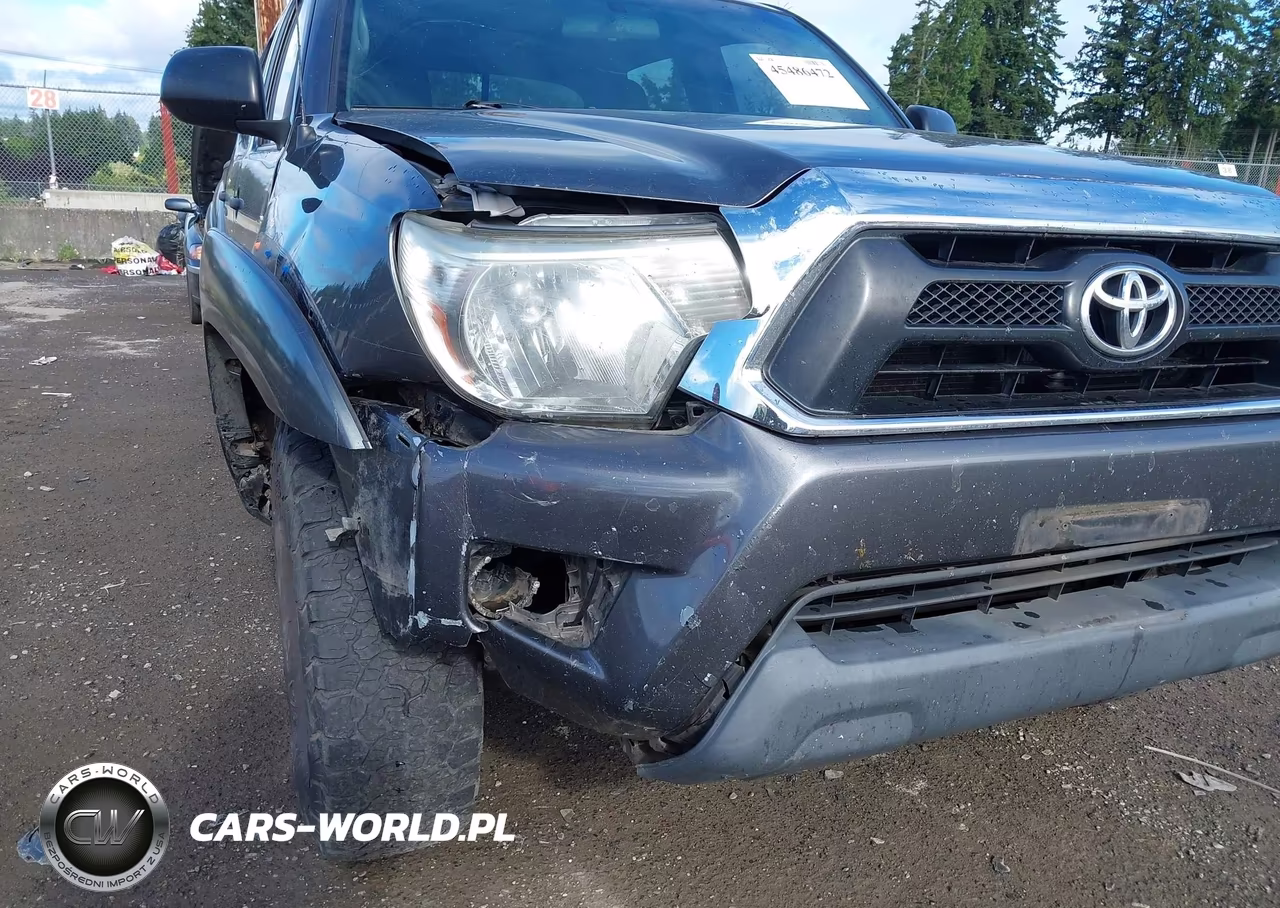 2014 Toyota Tacoma Base V6 VIN:5TFLU4EN4EX104079 - 17
