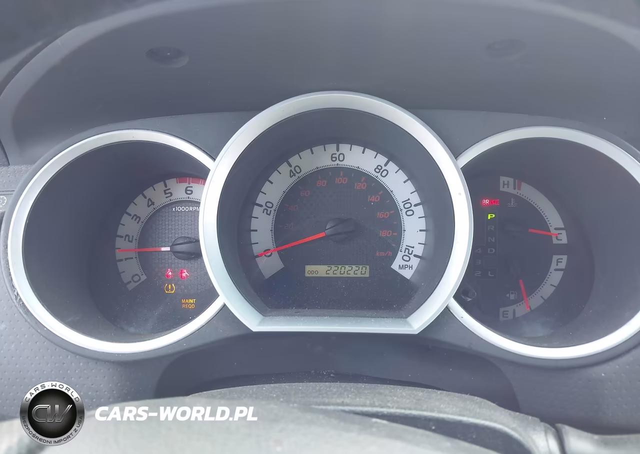 2014 Toyota Tacoma Base V6 VIN:5TFLU4EN4EX104079 - 7