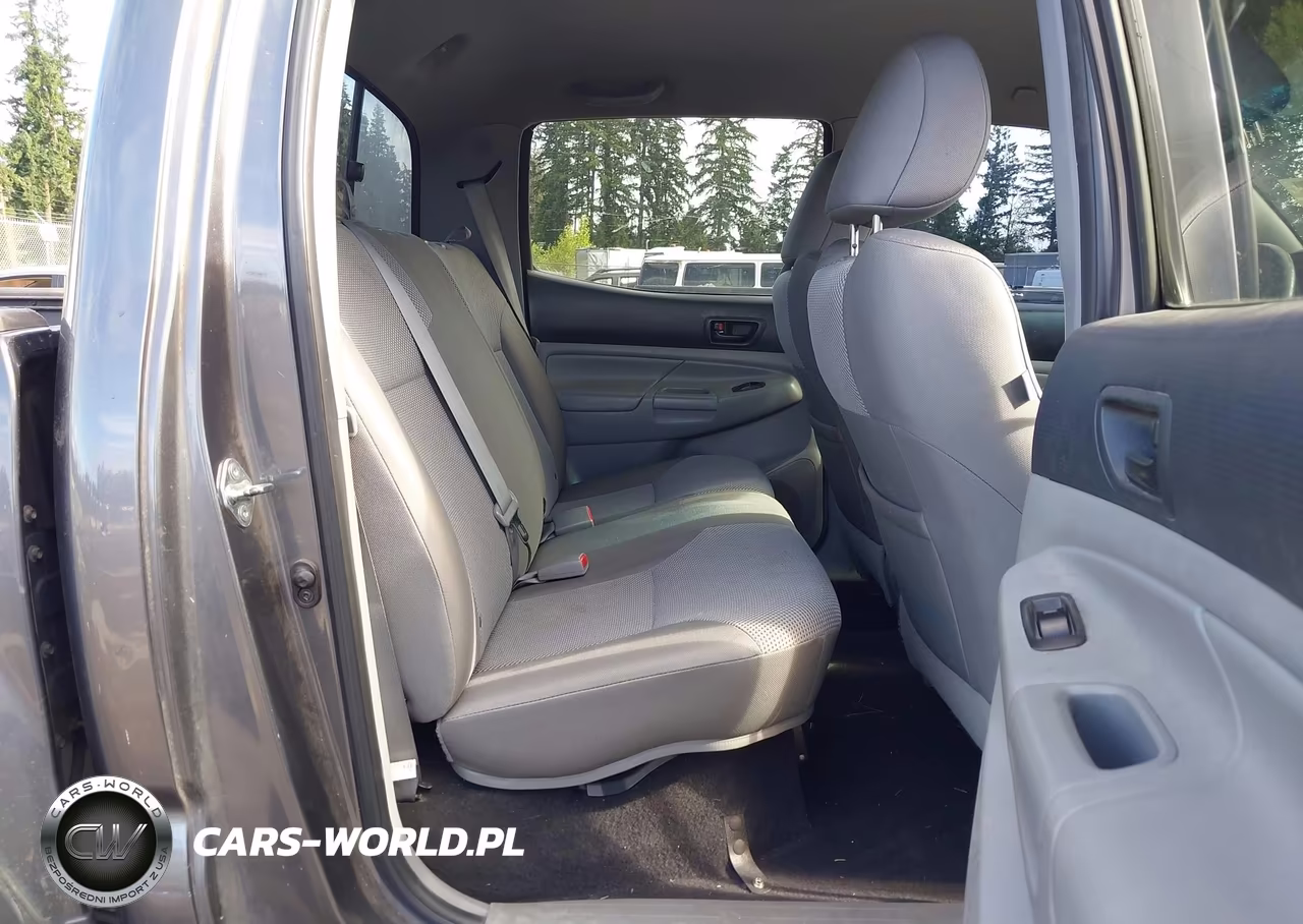 2014 Toyota Tacoma Base V6 VIN:5TFLU4EN4EX104079 - 8