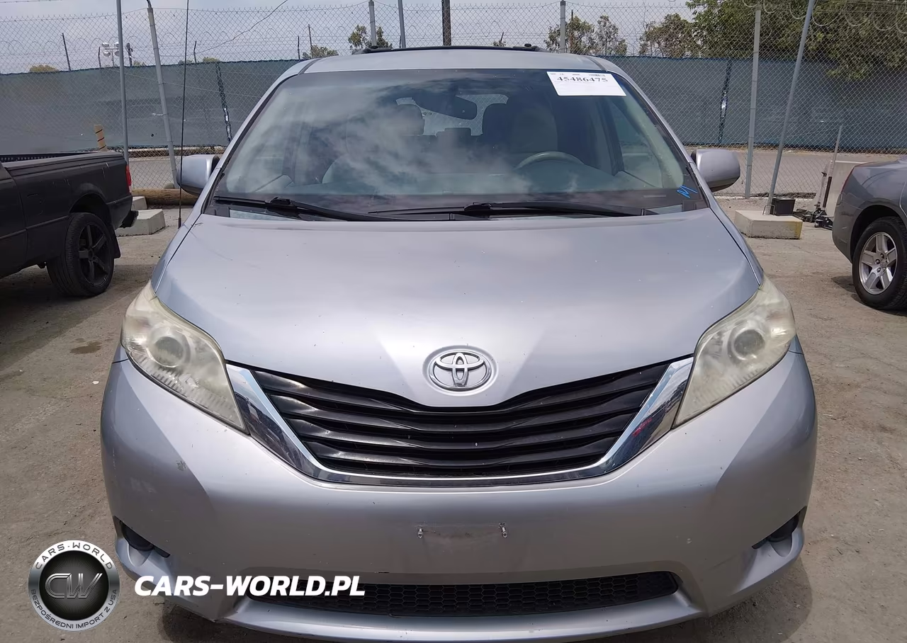 2012 Toyota Sienna Le V6 8 Passenger VIN:5TDKK3DC4CS259195 - 12