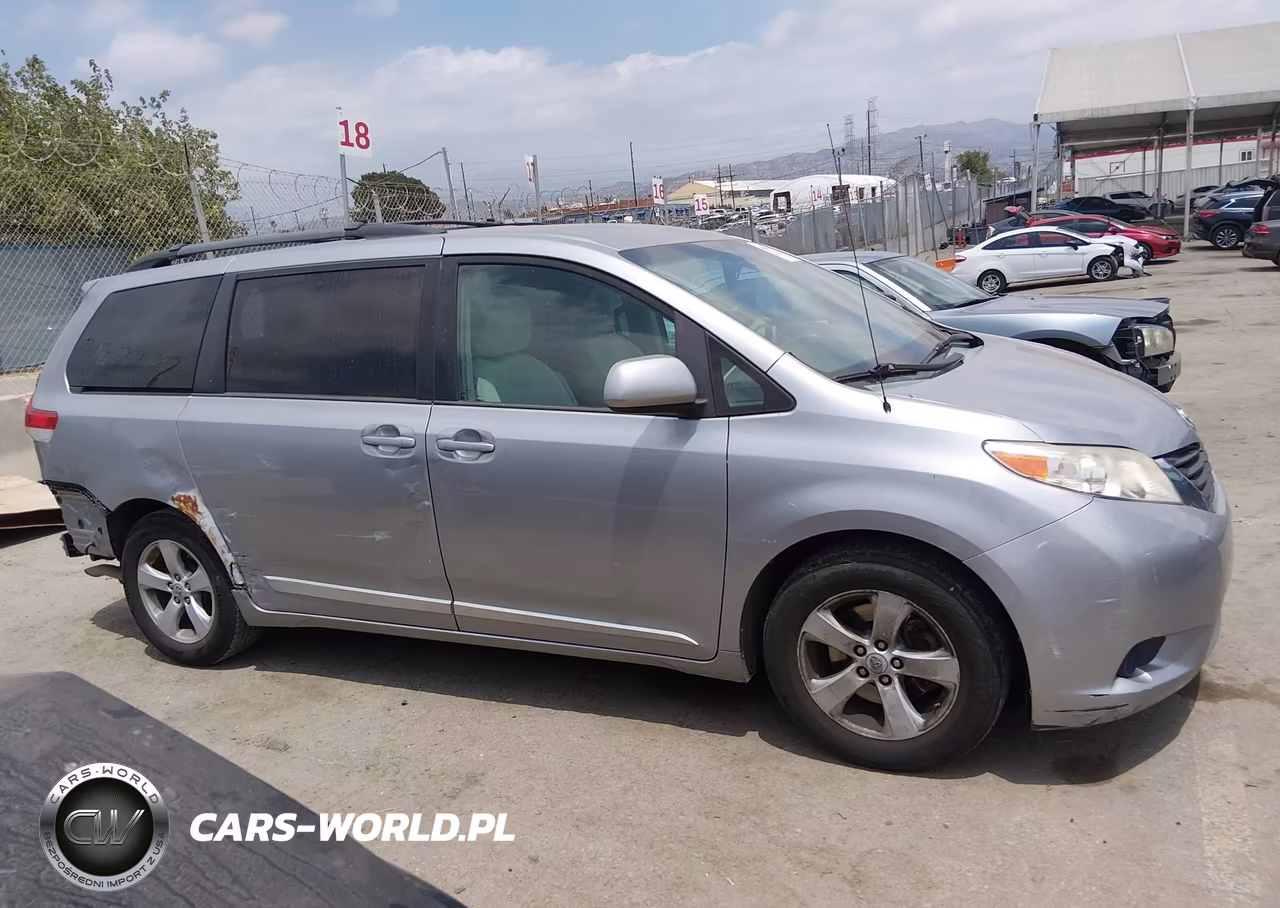 2012 Toyota Sienna Le V6 8 Passenger VIN:5TDKK3DC4CS259195 - 13