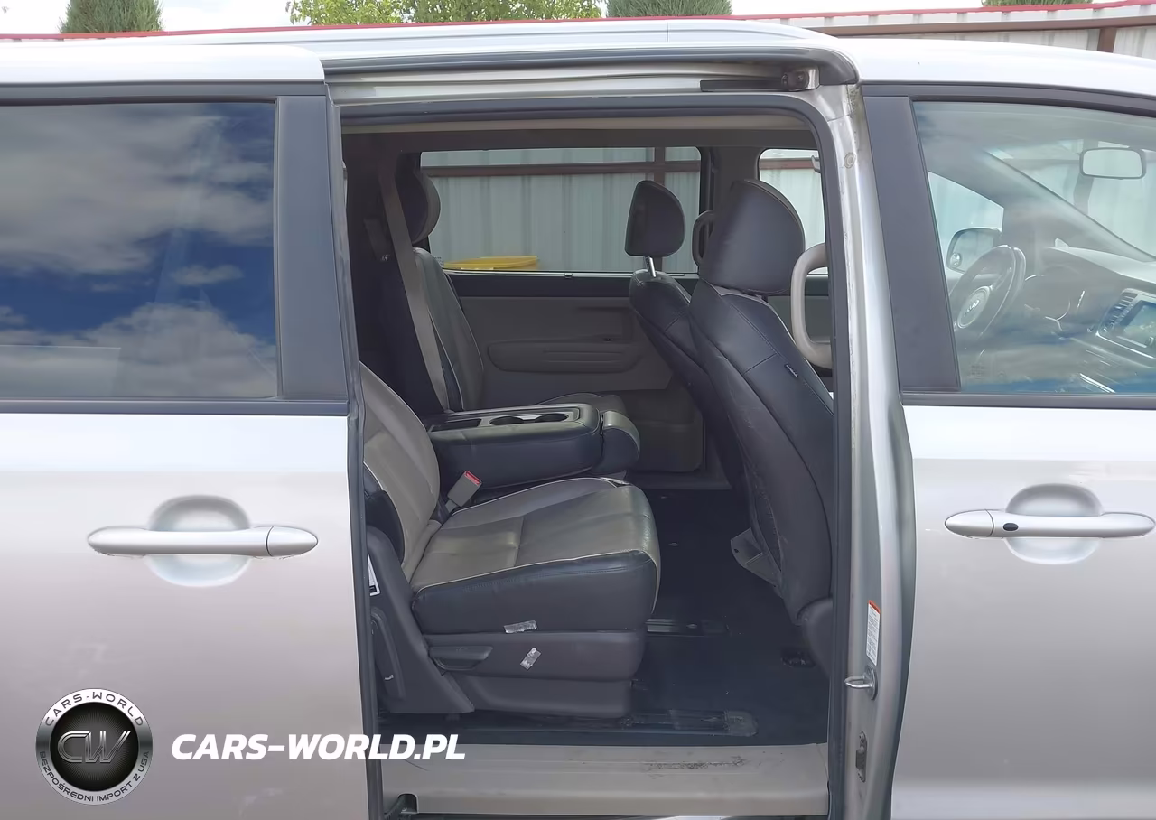 2018 Kia Sedona Lx VIN:KNDMB5C16J6401838 - 8