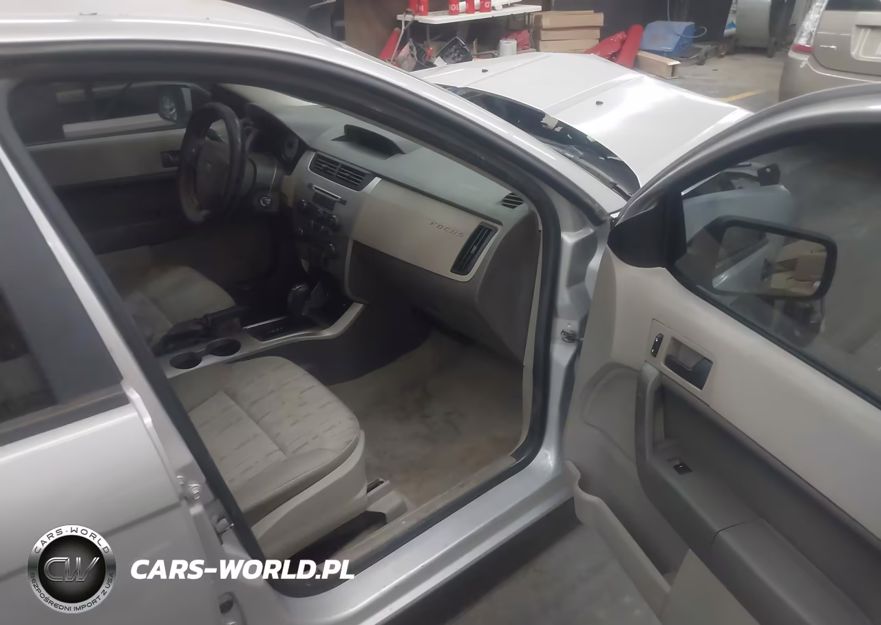 2009 Ford Focus Se VIN:1FAHP35NX9W167504 - 5