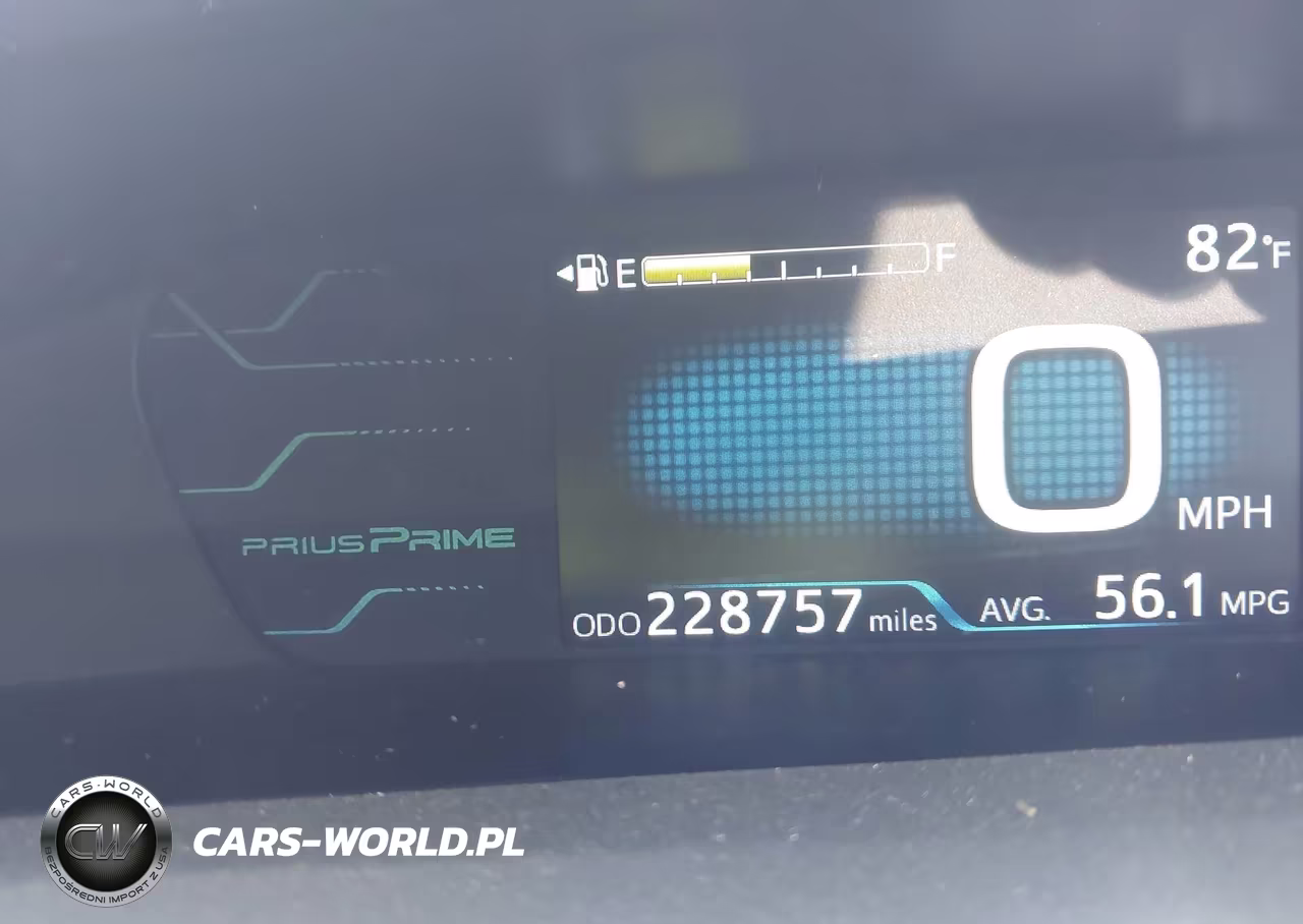 2018 Toyota Prius Prime Premium VIN:JTDKARFP2J3102835 - 15