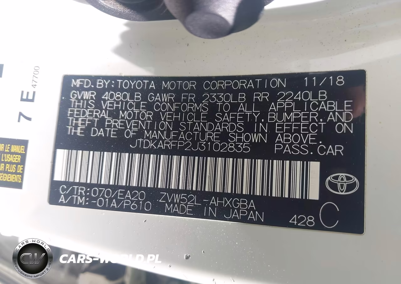 2018 Toyota Prius Prime Premium VIN:JTDKARFP2J3102835 - 9