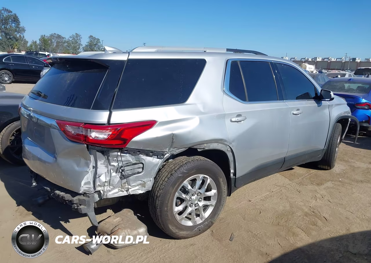 2018 Chevrolet Traverse 1Lt VIN:1GNERGKW9JJ152092 - 4
