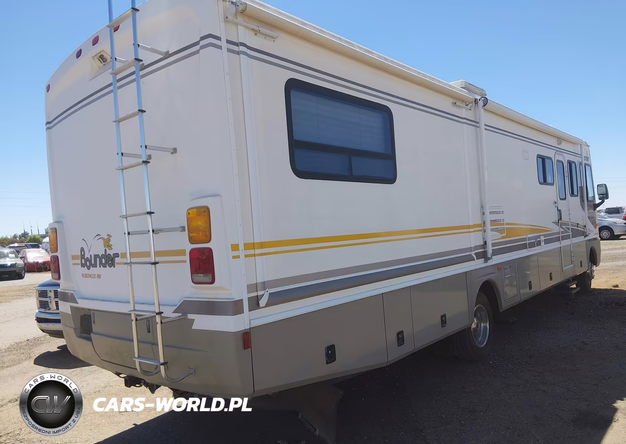 2002 Workhorse Custom Chassis Motorhome Chassis VIN:5B4MP67G923351225 - 4