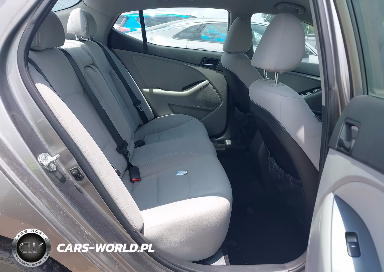 2015 Kia Optima Lx VIN:5XXGM4A72FG515109 - 8
