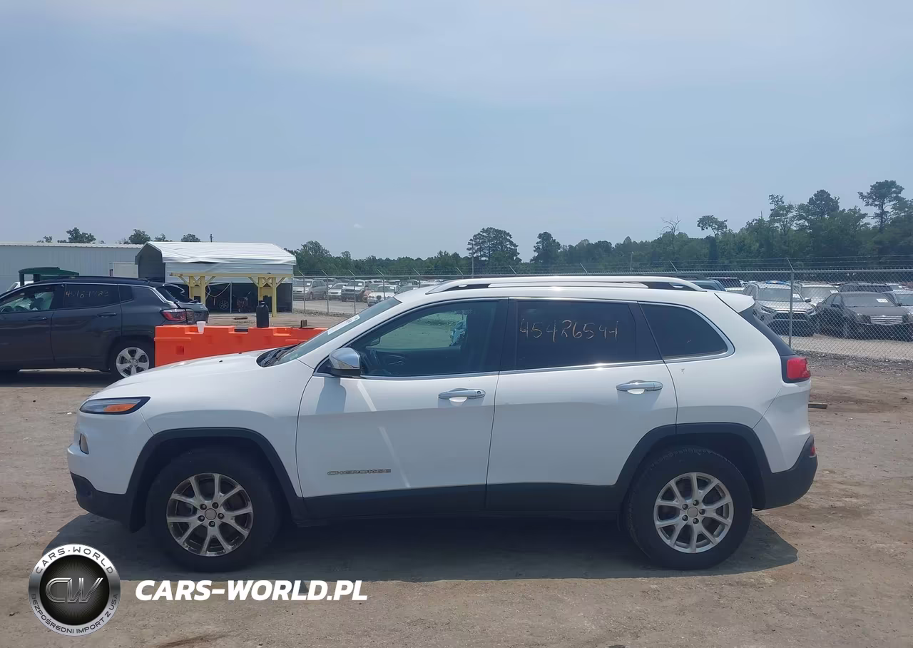 2016 Jeep Cherokee Latitude VIN:1C4PJMCB9GW130575 - 14