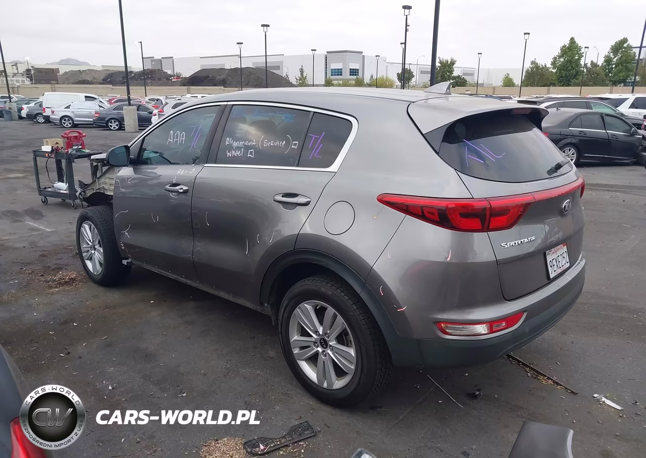 2018 Kia Sportage Lx VIN:KNDPM3AC7J7429819 - 3