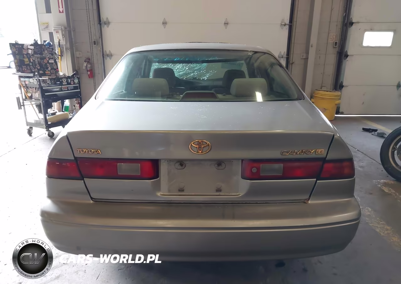 1997 Toyota Camry Le VIN:JT2BG22K8V0090819 - 16