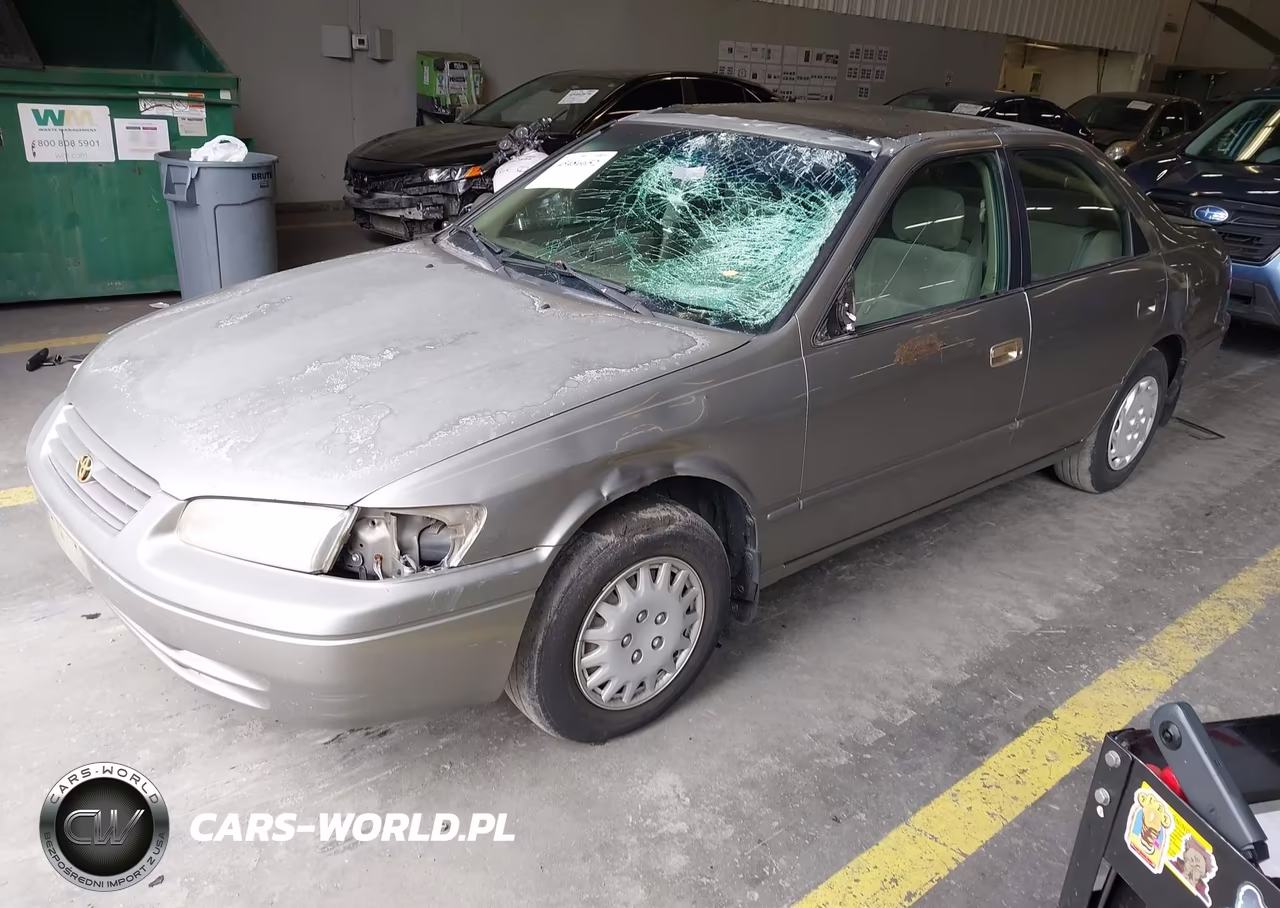 1997 Toyota Camry Le VIN:JT2BG22K8V0090819 - 2