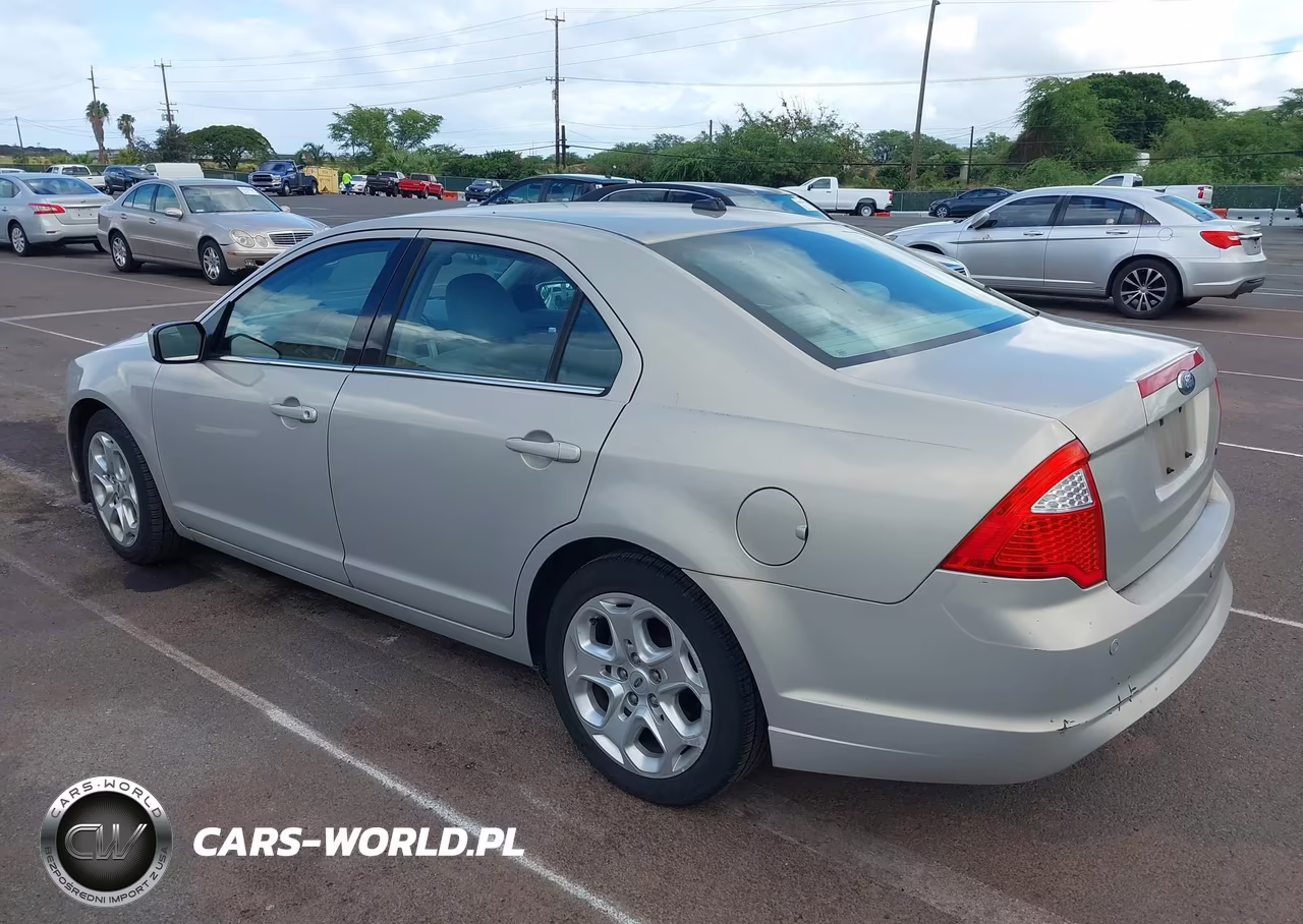 2010 Ford Fusion Se VIN:3FAHP0HA5AR310289 - 3