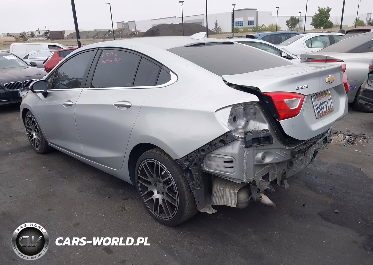 2018 Chevrolet Cruze Lt Auto VIN:1G1BE5SM4J7122871 - 3