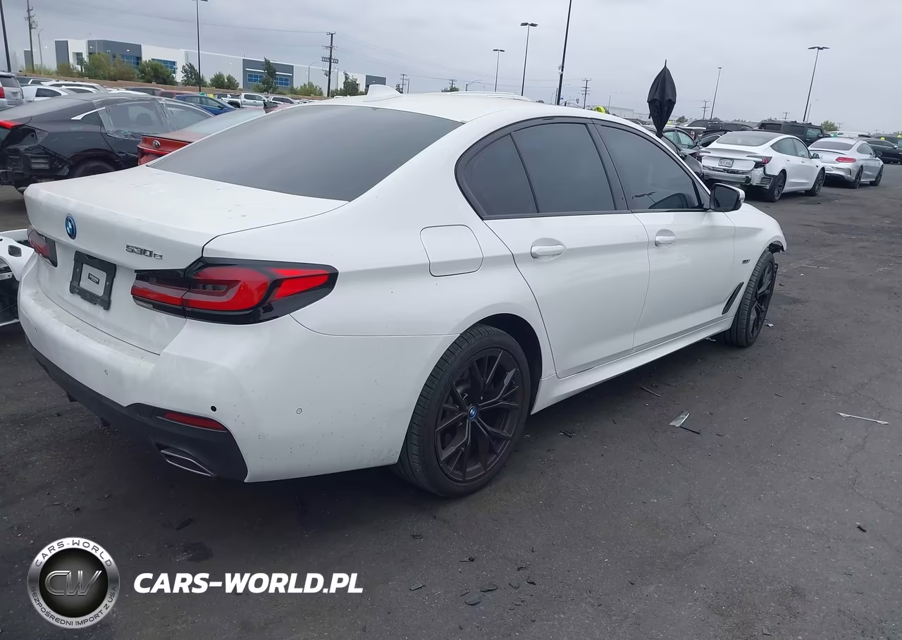 2023 BMW 530E VIN:WBA13AG08PCM25608 - 4