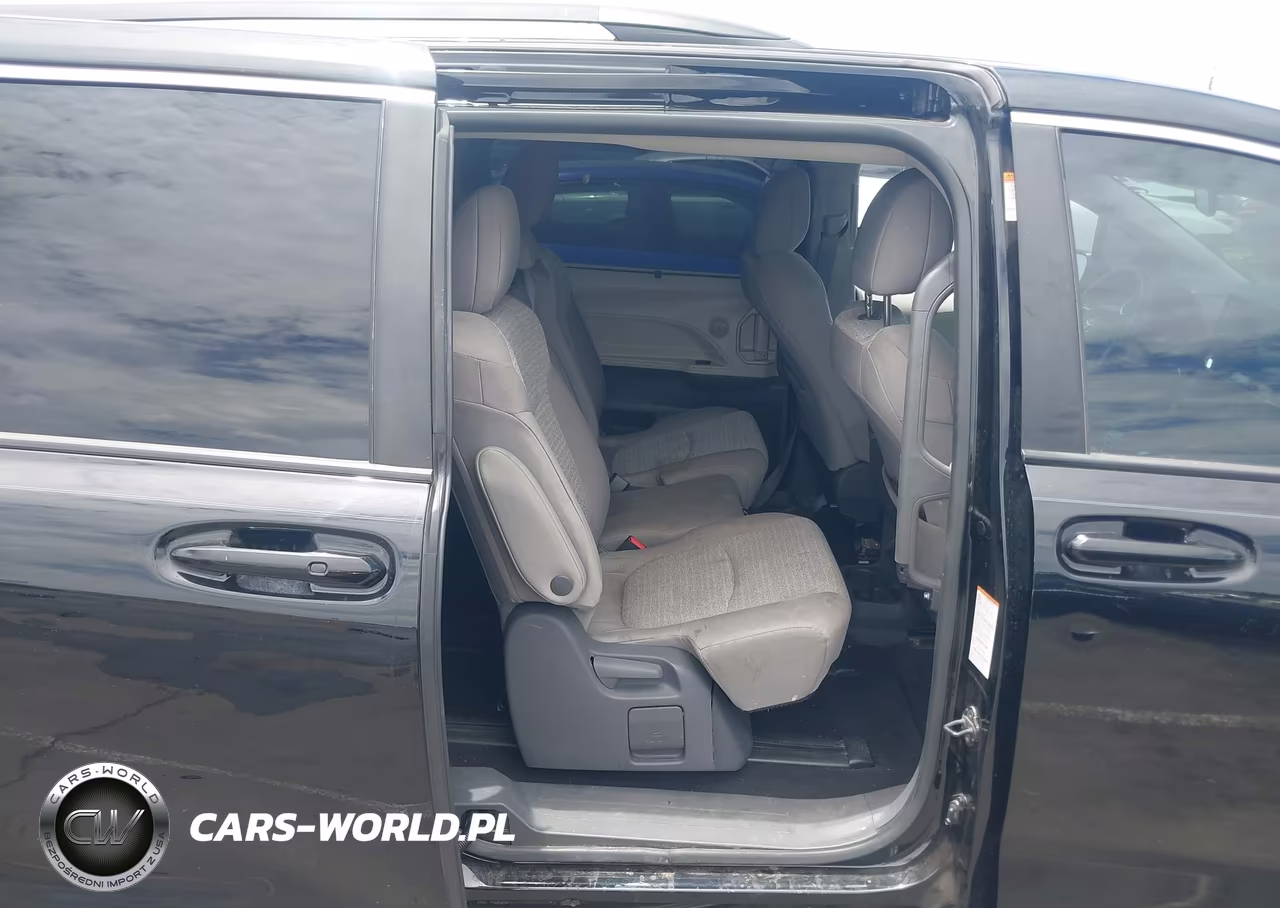 2021 Toyota Sienna Le VIN:5TDKRKEC8MS037247 - 8