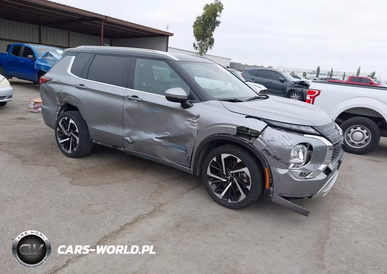 2024 Mitsubishi Outlander – zdjęcie 1 z 17