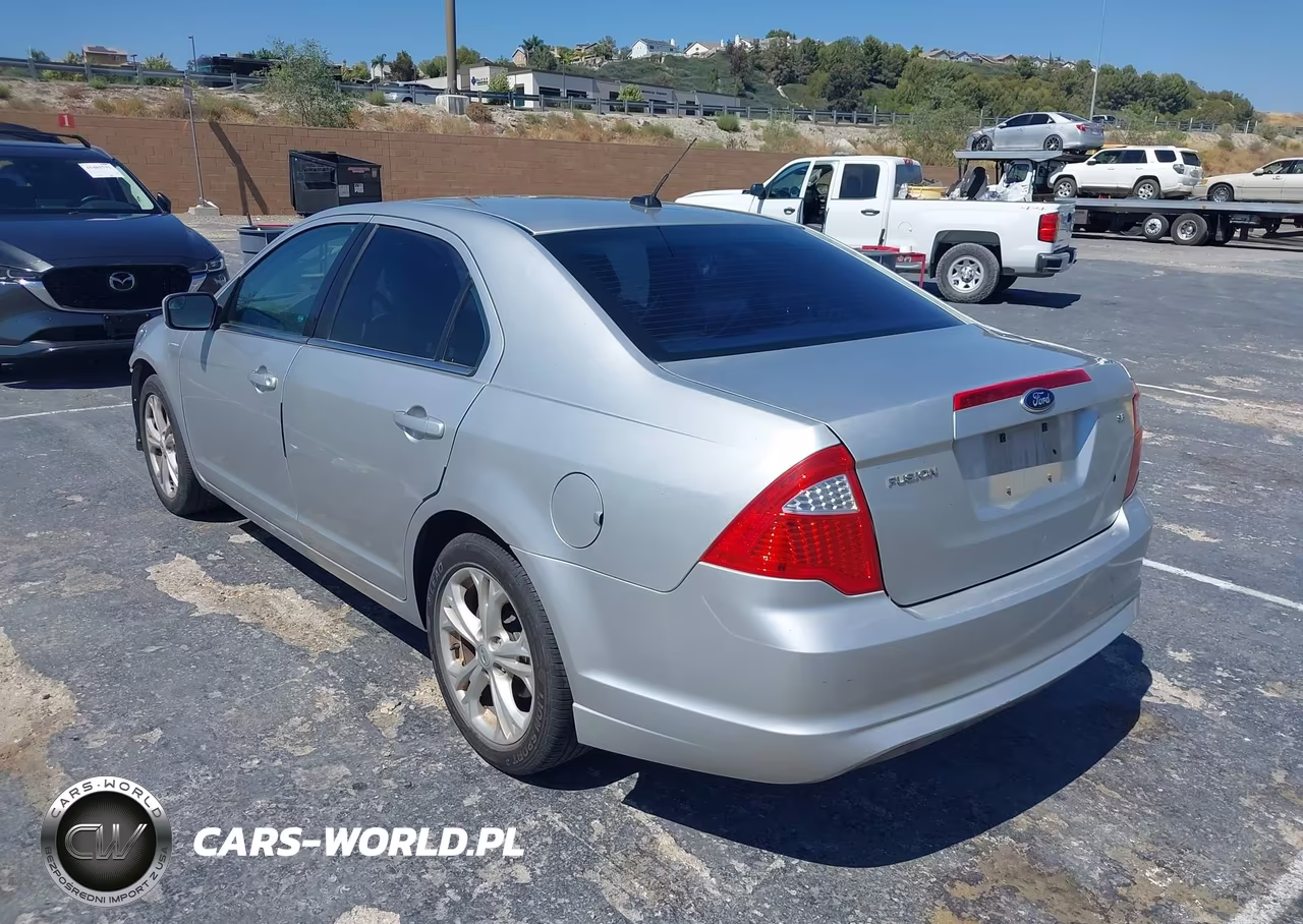2012 Ford Fusion Se VIN:3FAHP0HA5CR401839 - 3