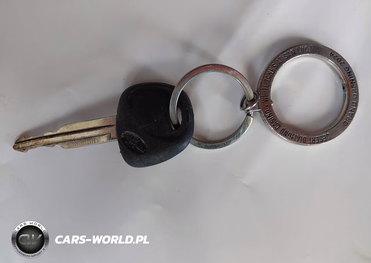 2005 Hyundai Accent Gls VIN:KMHCG45C35U585347 - 11