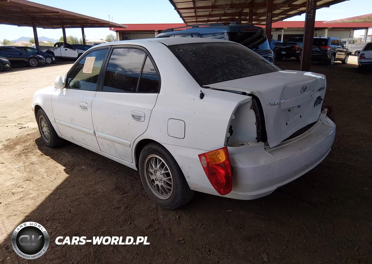 2005 Hyundai Accent Gls VIN:KMHCG45C35U585347 - 3