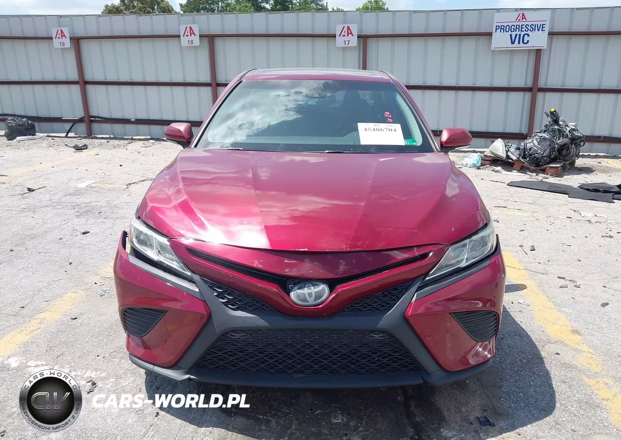 2018 Toyota Camry Se VIN:4T1B11HKXJU585466 - 13