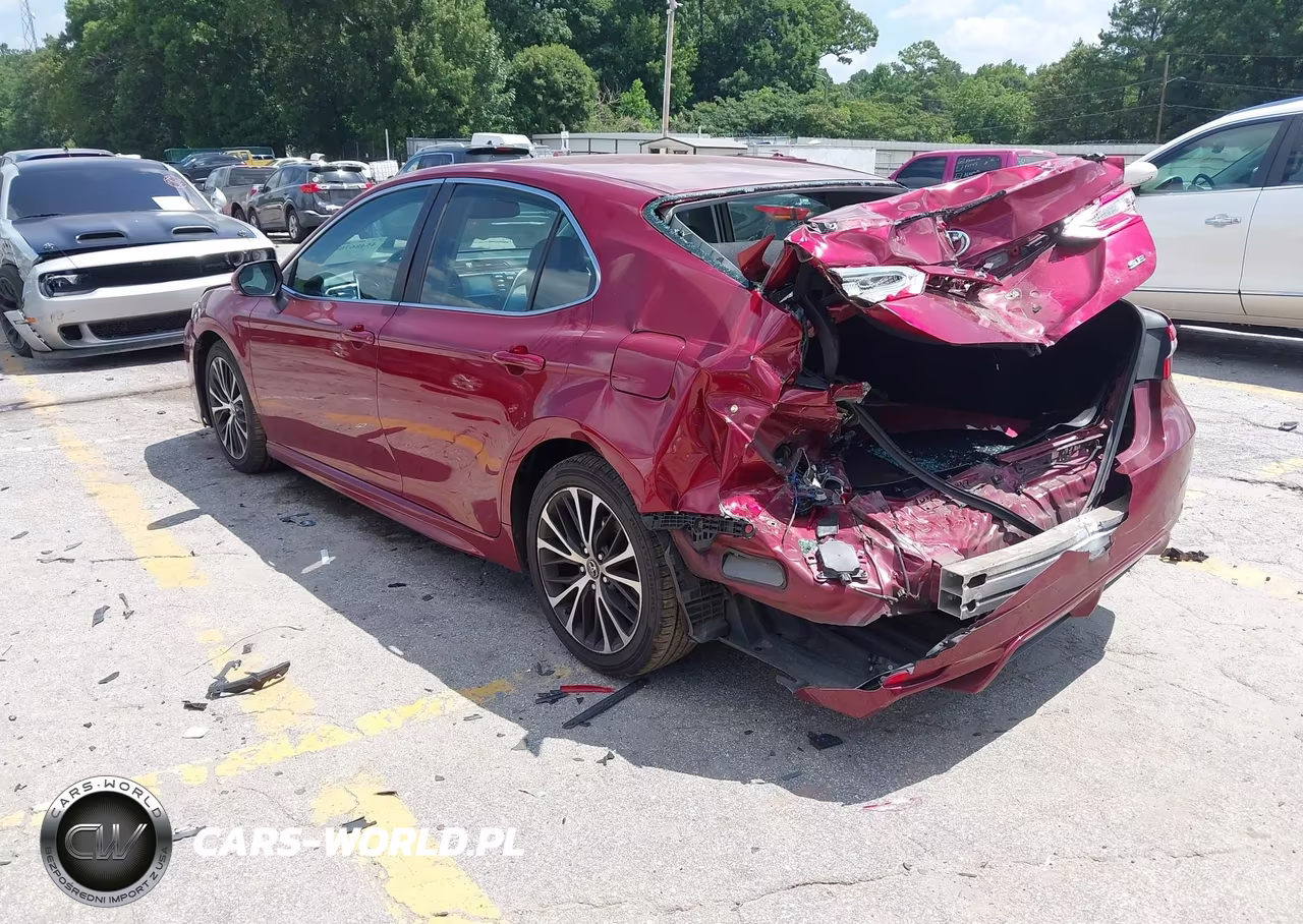 2018 Toyota Camry Se VIN:4T1B11HKXJU585466 - 3
