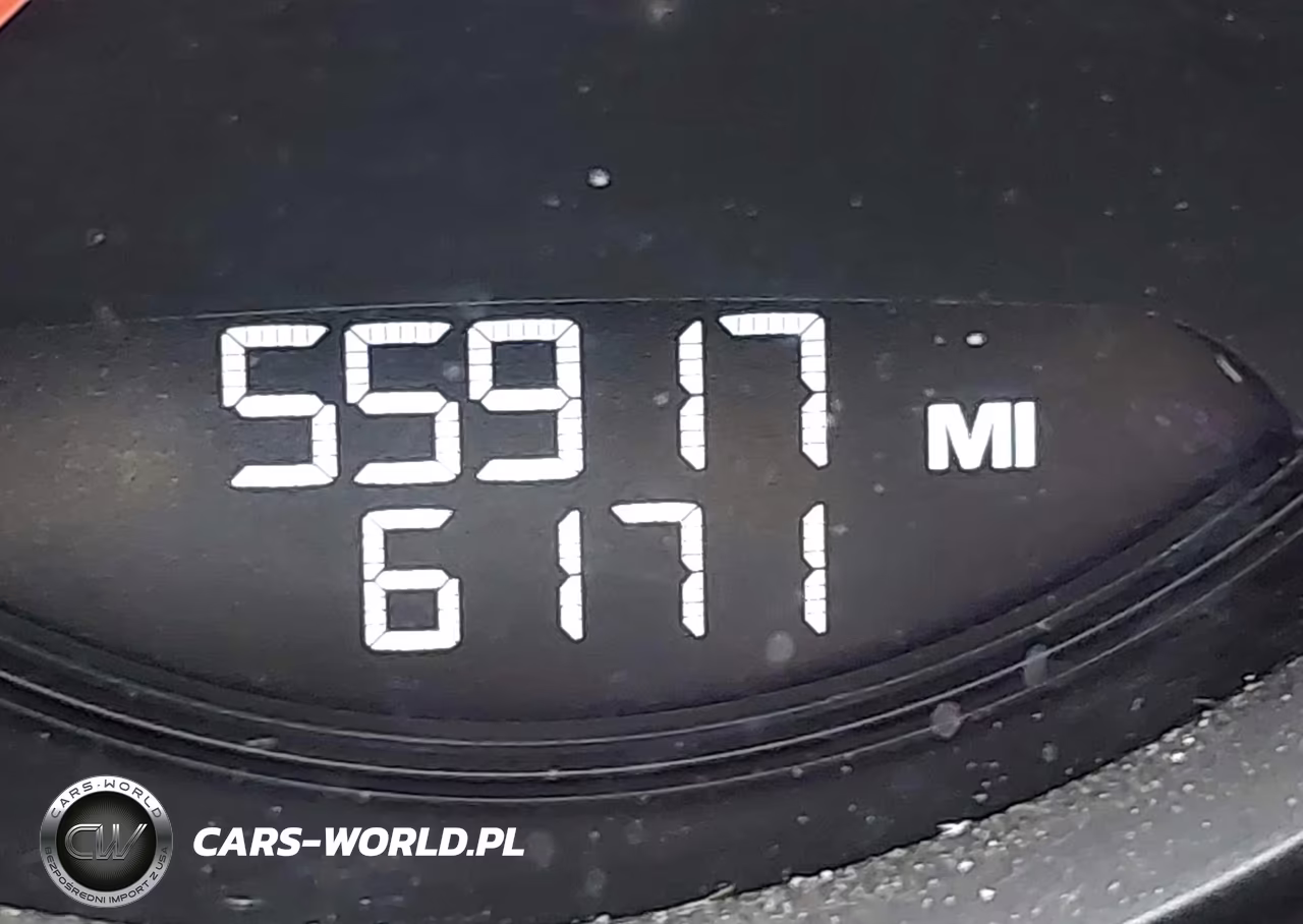 2019 Porsche Macan VIN:WP1AA2A52KLB05341 - 15