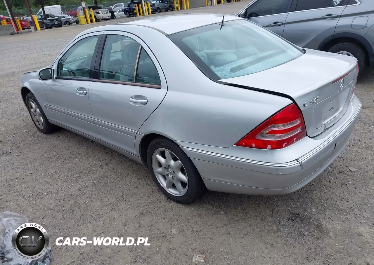 2001 Mercedes-Benz C 320 VIN:WDBRF64J81F057118 - 3