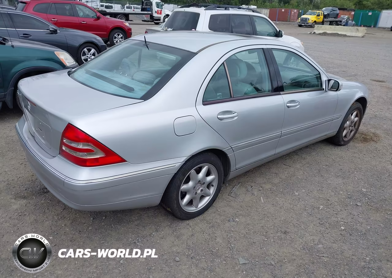 2001 Mercedes-Benz C 320 VIN:WDBRF64J81F057118 - 4