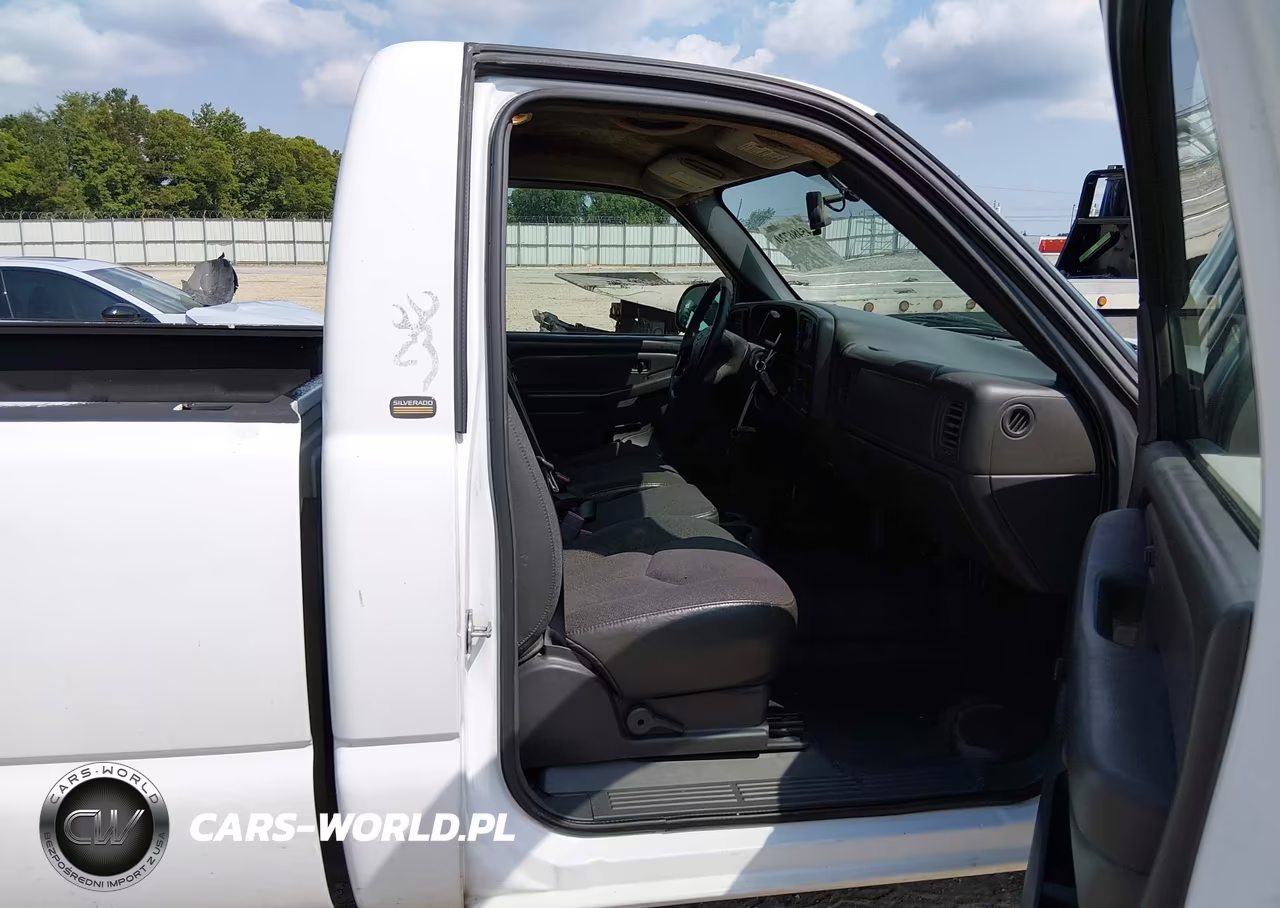 2005 Chevrolet Silverado 1500 Work Truck VIN:1GCEC14VX5Z213548 - 5
