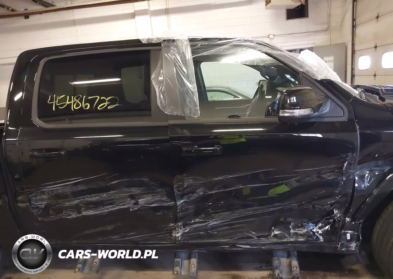 2021 Ram 1500 Laramie 4X4 5'7 Box VIN:1C6SRFJT7MN682241 - 13