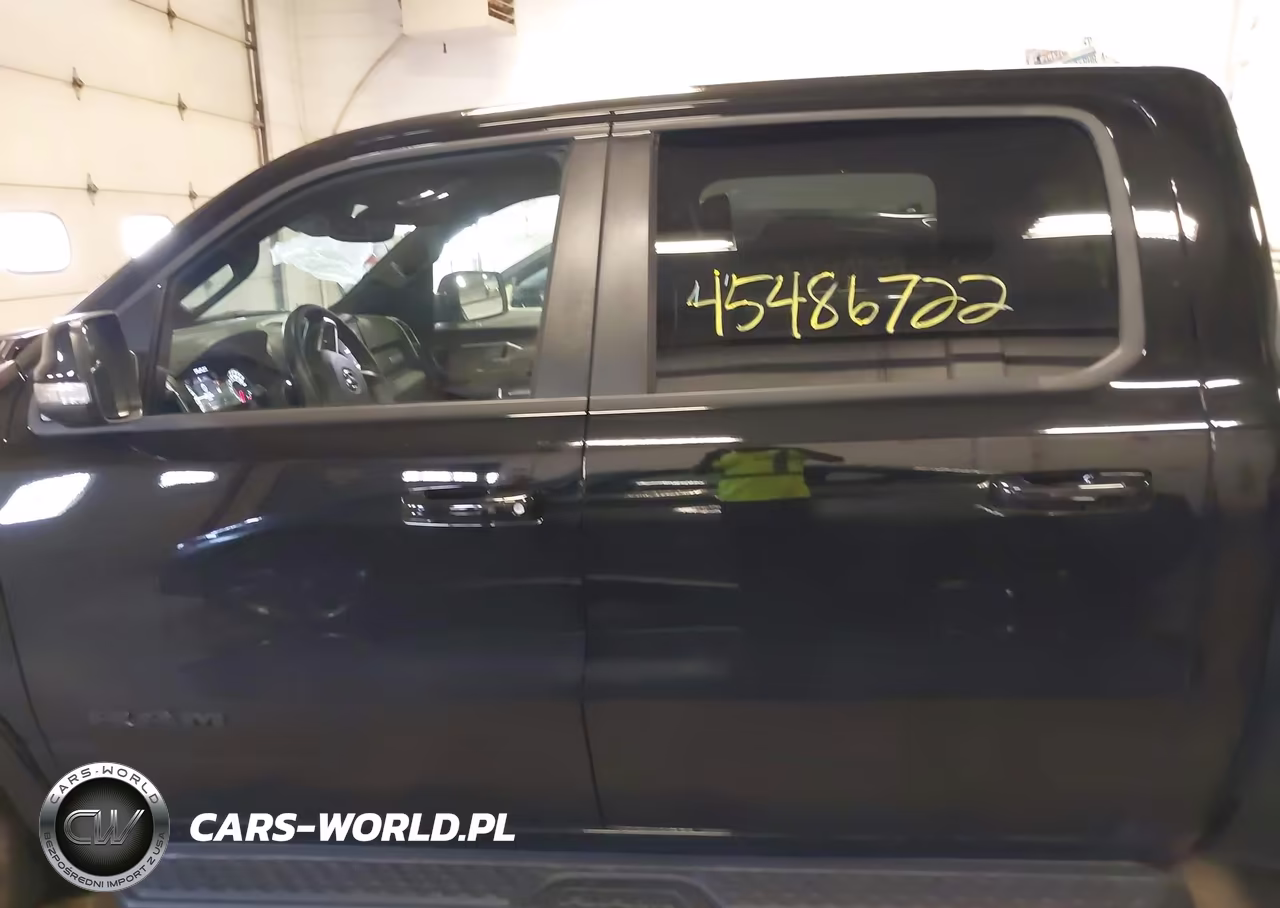 2021 Ram 1500 Laramie 4X4 5'7 Box VIN:1C6SRFJT7MN682241 - 14