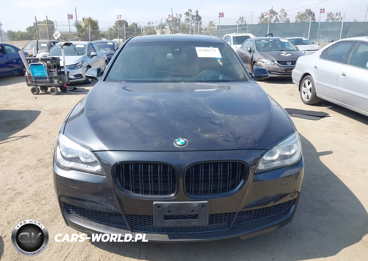 2013 BMW 750Li VIN:WBAYE8C5XDD133127 - 13