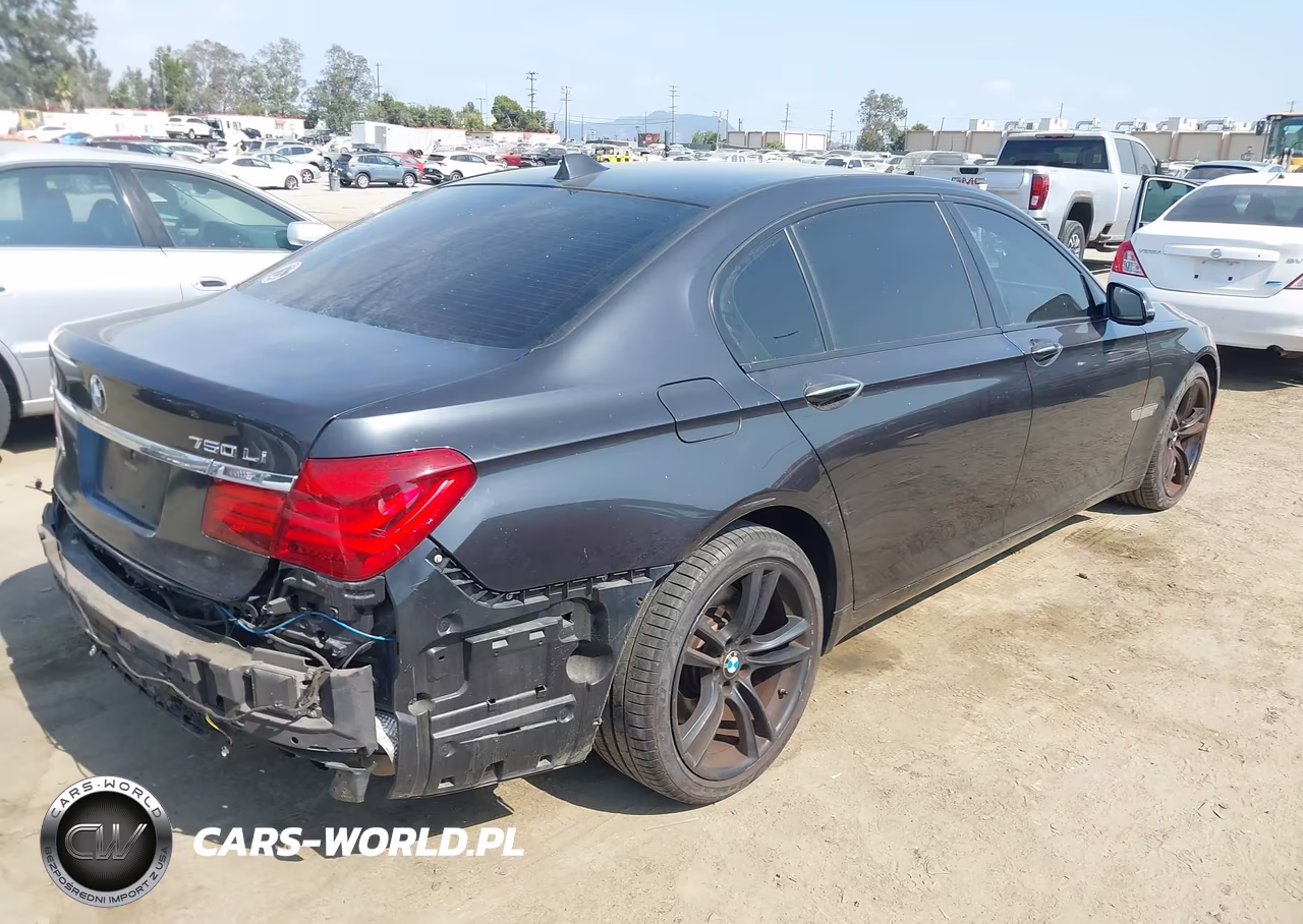 2013 BMW 750Li VIN:WBAYE8C5XDD133127 - 4
