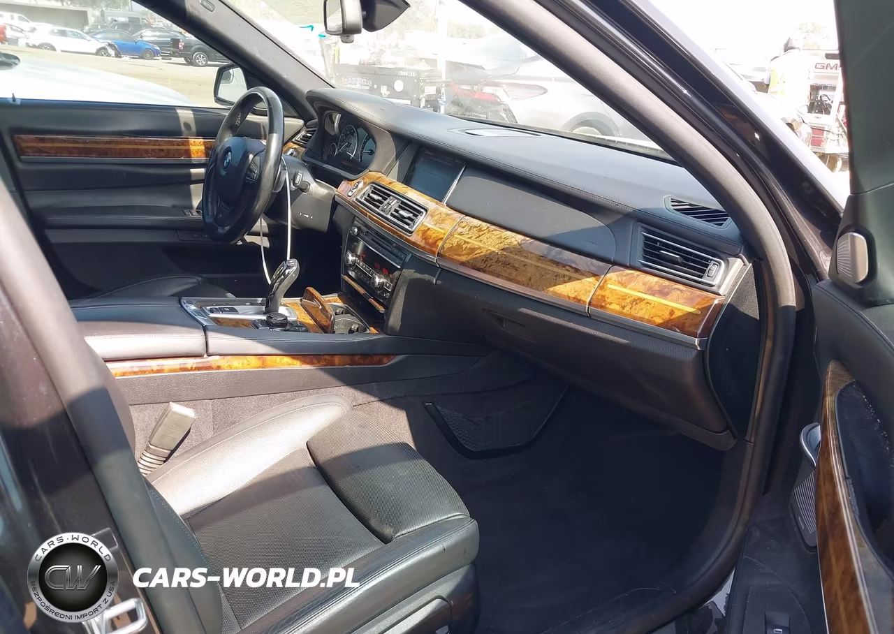 2013 BMW 750Li VIN:WBAYE8C5XDD133127 - 5