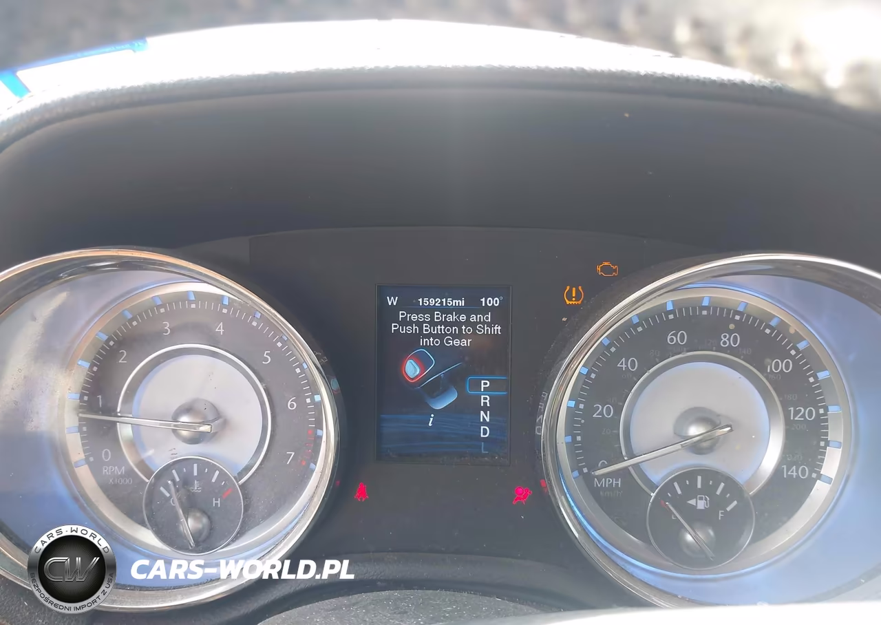 2012 Chrysler 300 VIN:2C3CCAAG3CH193223 - 7